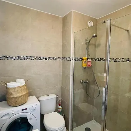 Апартаменти Beautiful Apartment At 200M From The Beach