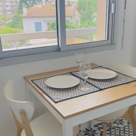 Beautiful Apartment At 200M From The Beach